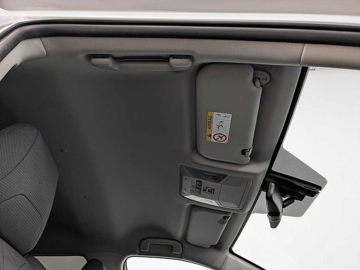 Toyota RAV4 2022 года с пробегом. Фото: #21