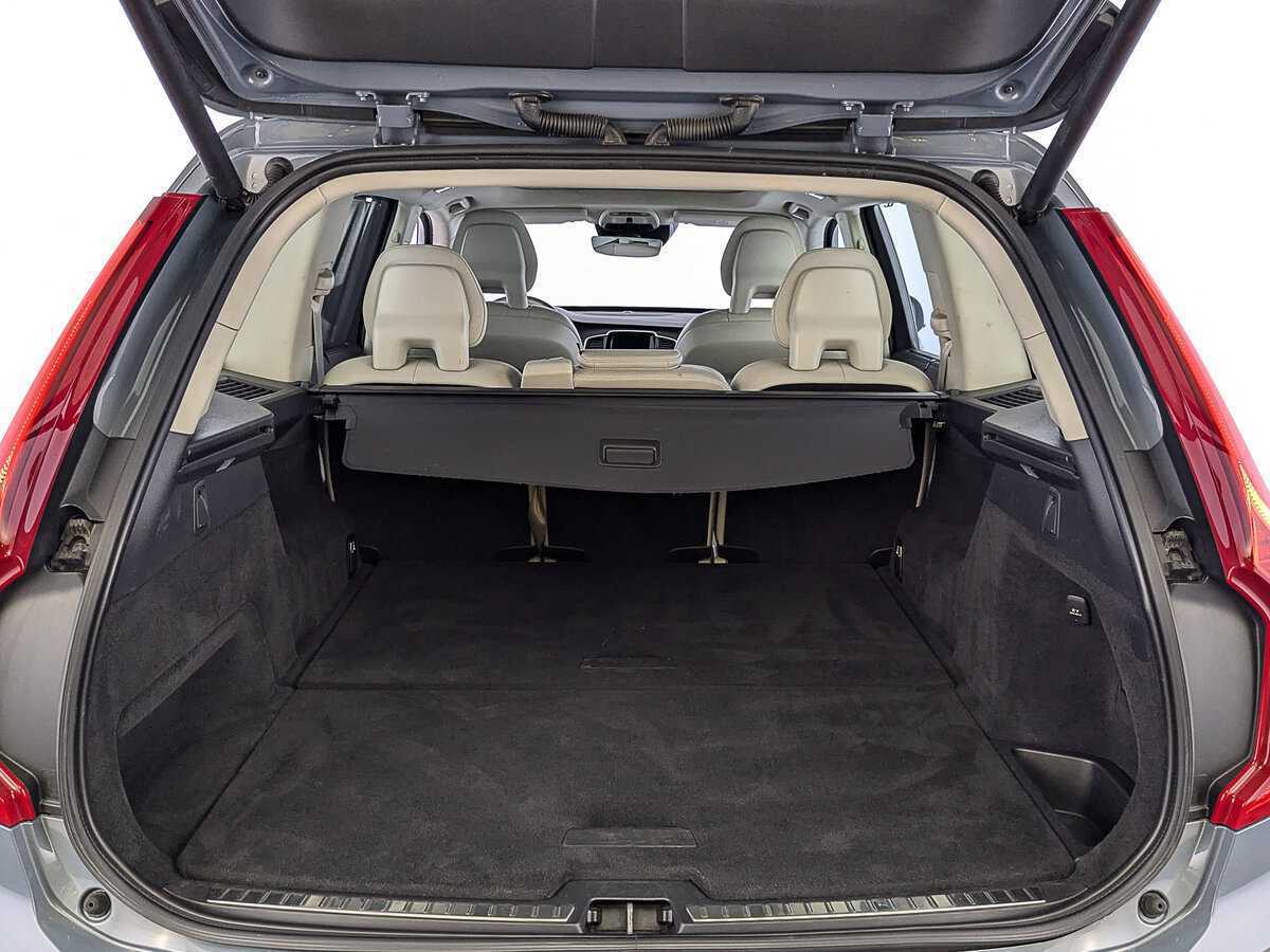 Volvo XC90 2020 года с пробегом. Фото: #9