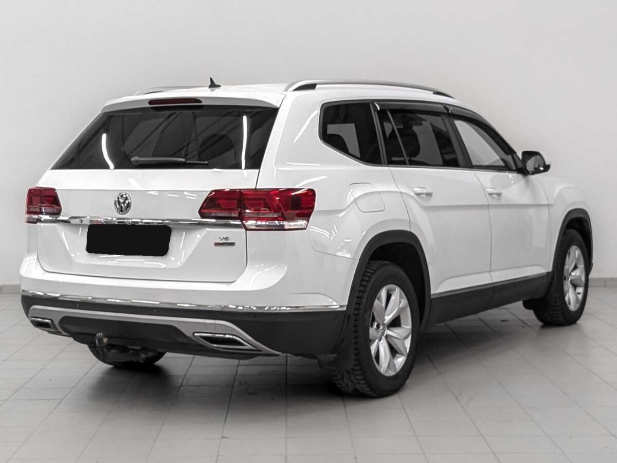 Volkswagen Teramont 2019 года с пробегом. Фото: #4