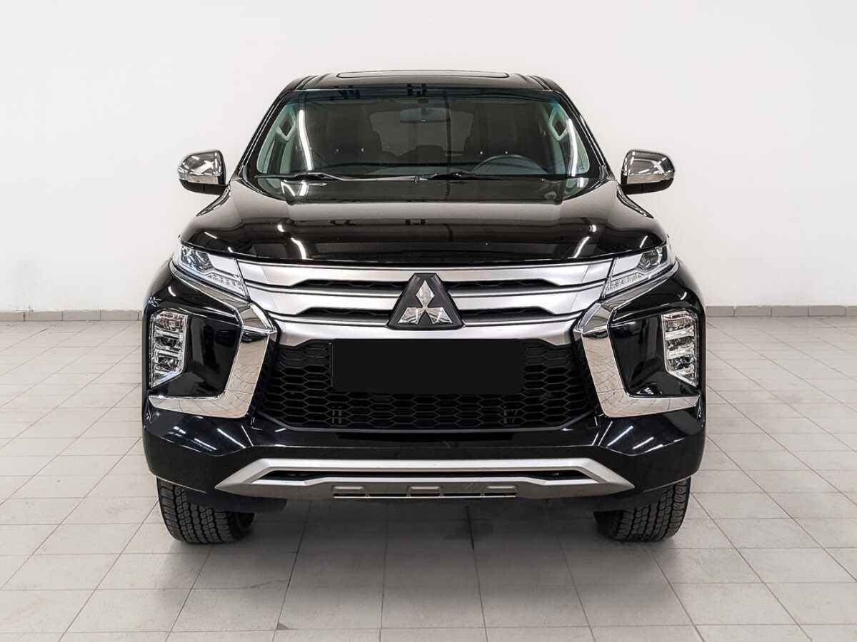 Mitsubishi Montero Sport 2021 года с пробегом. Фото: #1