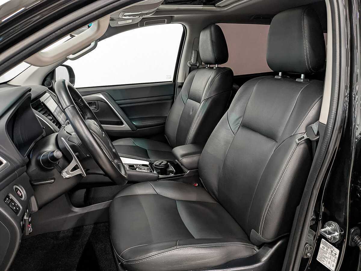 Mitsubishi Montero Sport 2021 года с пробегом. Фото: #17