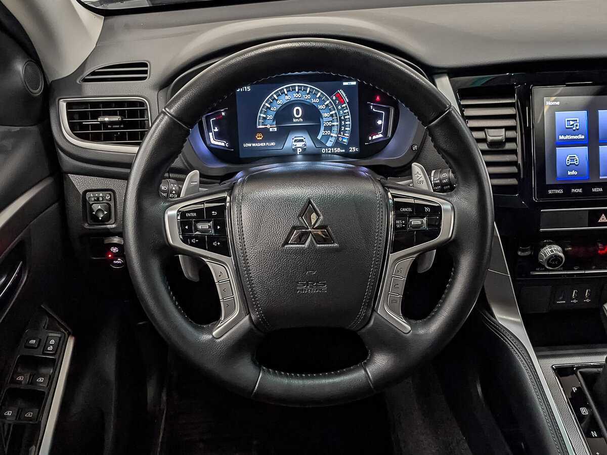 Mitsubishi Montero Sport 2021 года с пробегом. Фото: #19