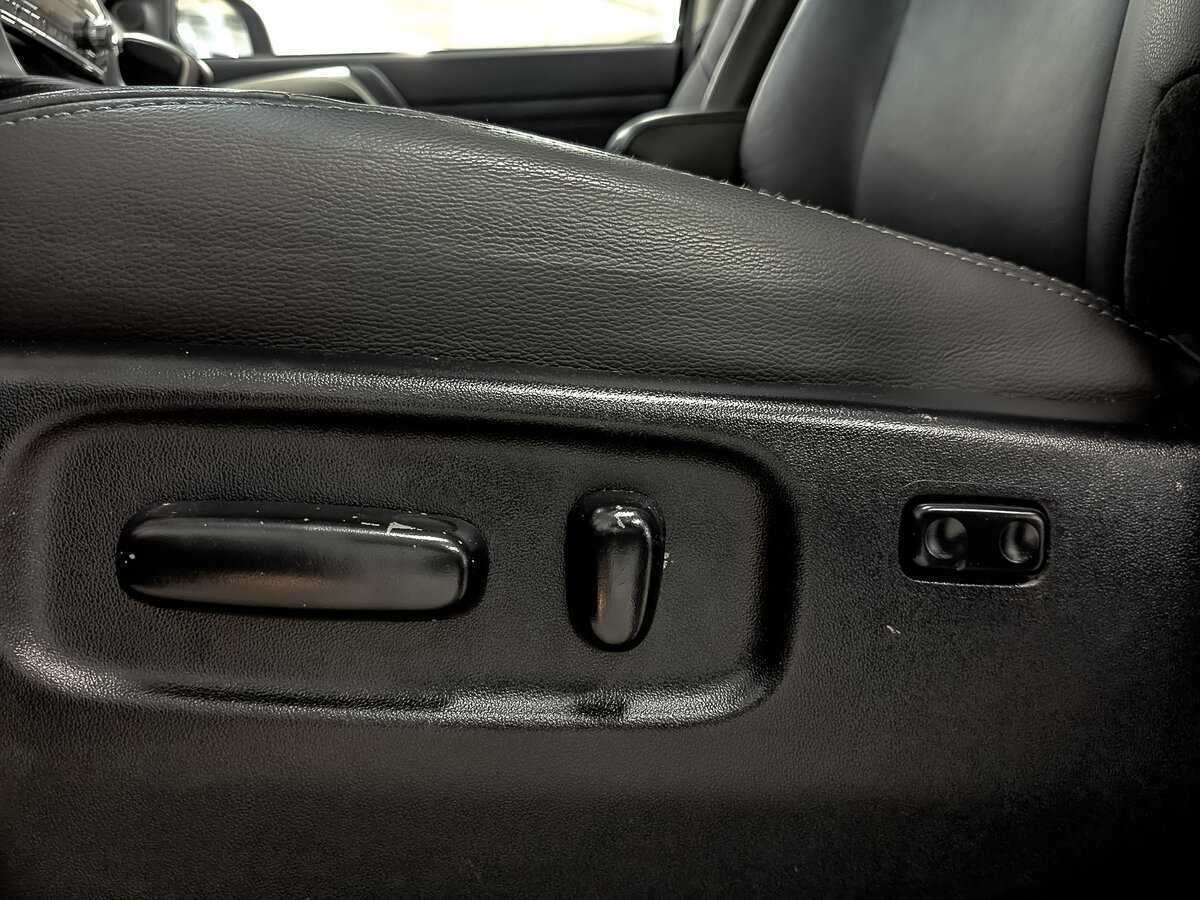 Mitsubishi Montero Sport 2021 года с пробегом. Фото: #23