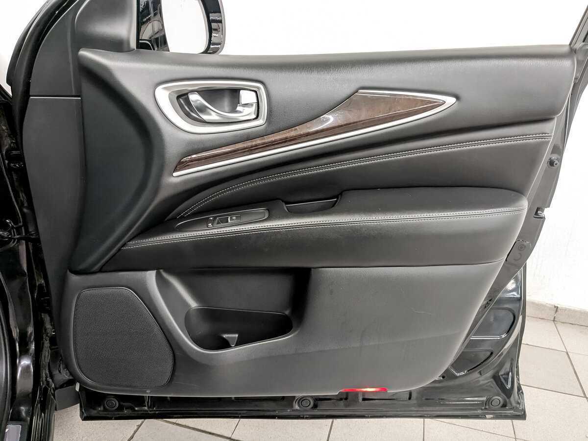 Infiniti QX60 2017 года с пробегом. Фото: #24