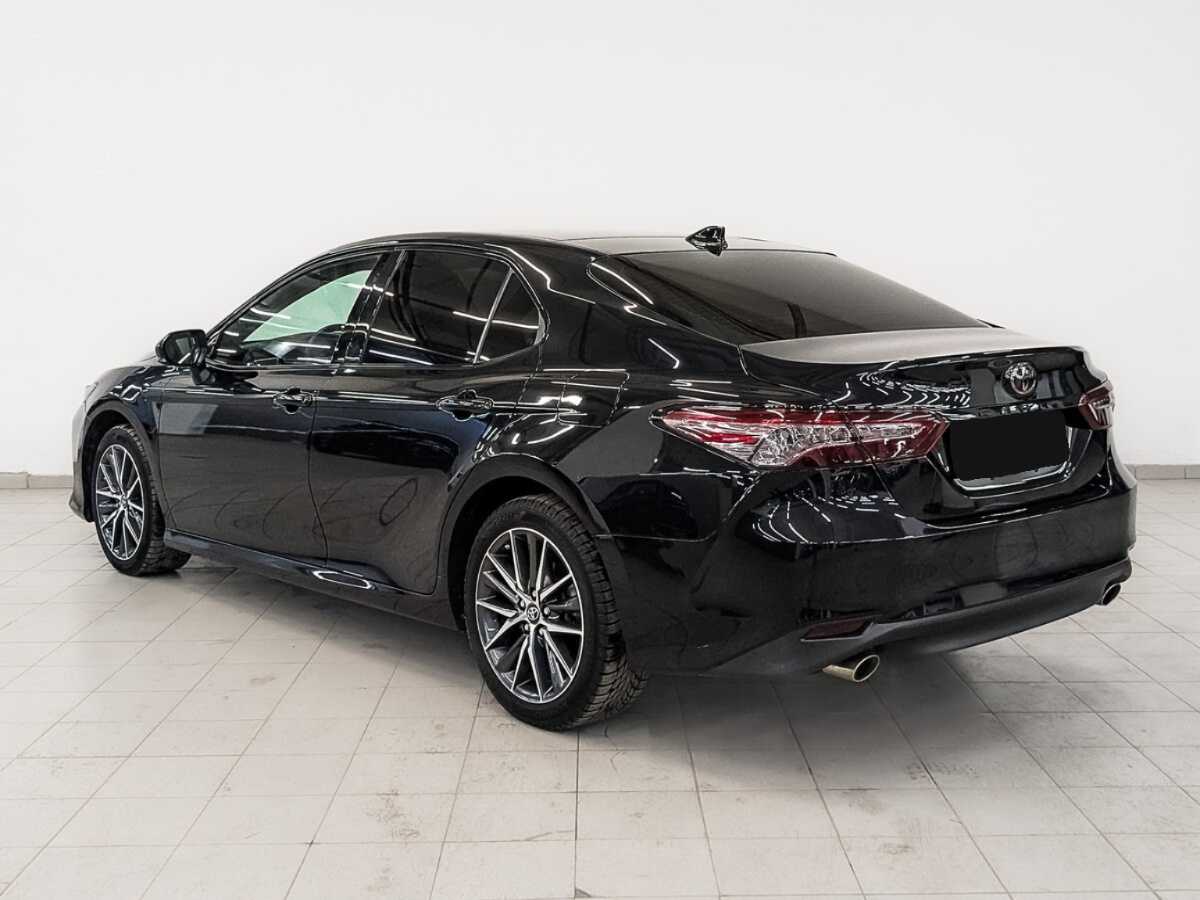 Toyota Camry 2023 года с пробегом. Фото: #6