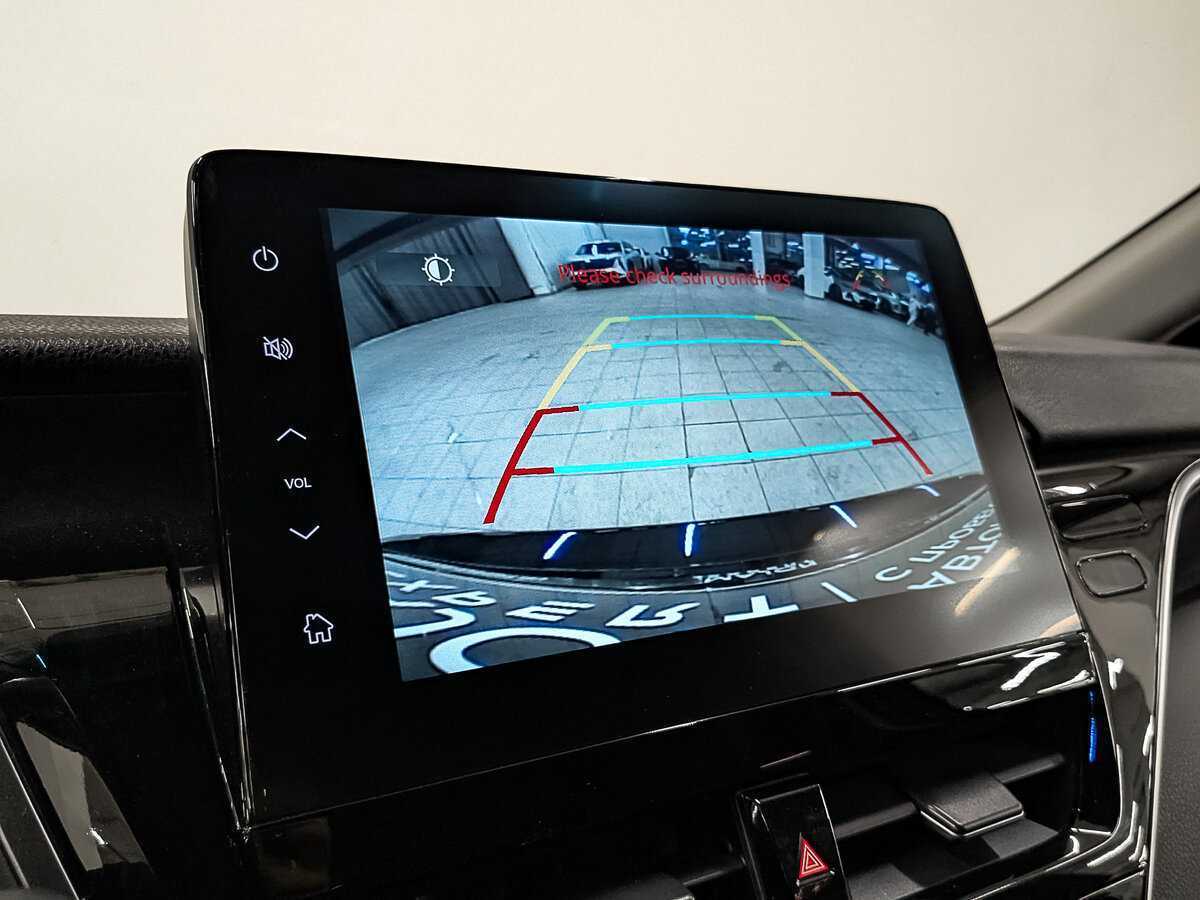 Toyota Camry 2023 года с пробегом. Фото: #27