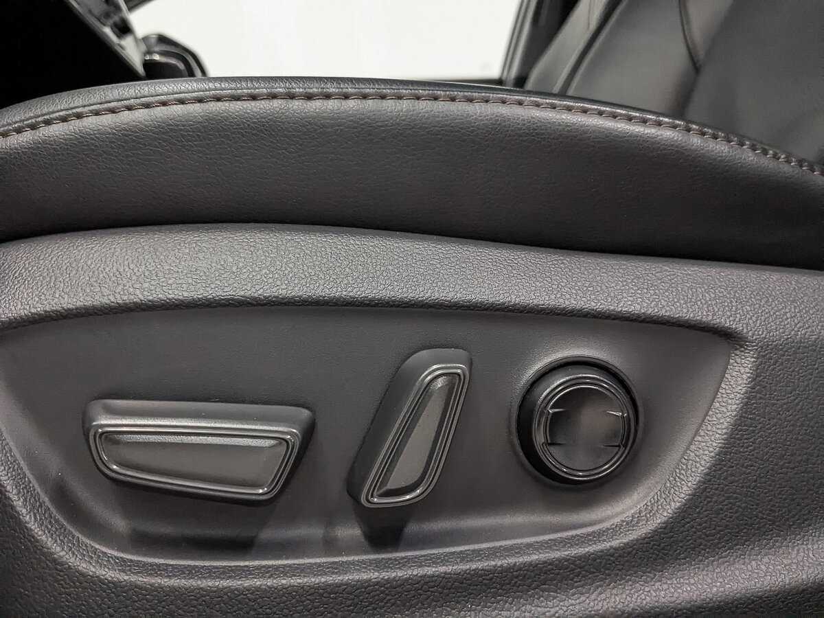 Toyota Camry 2023 года с пробегом. Фото: #29