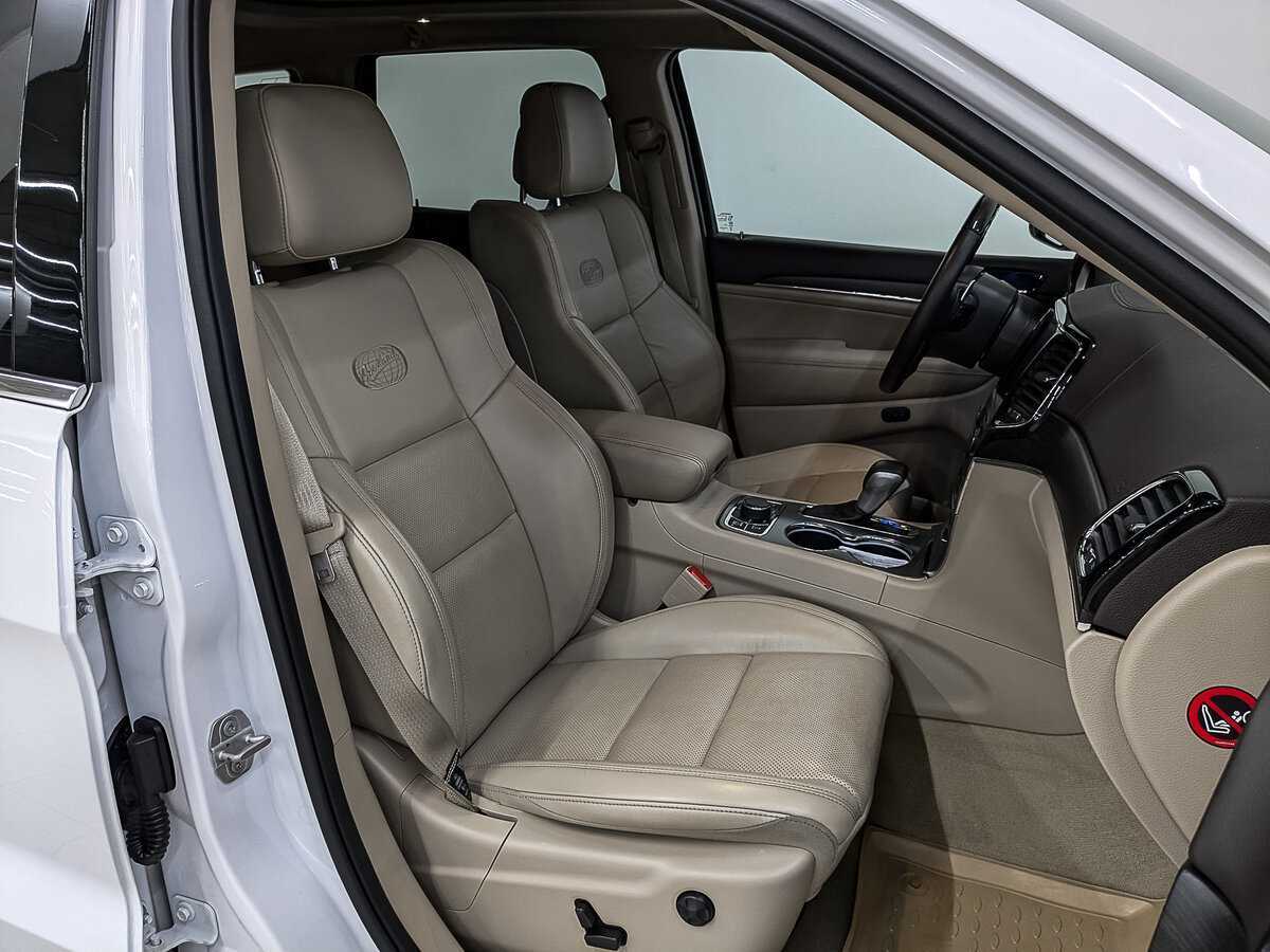 Jeep Grand Cherokee 2021 года с пробегом. Фото: #20