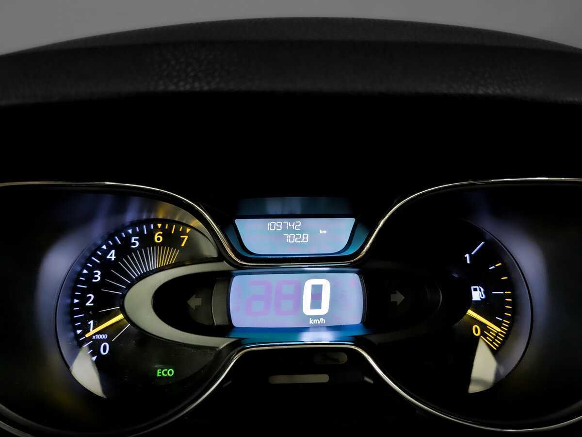 Б/У Рено Каптюр 2016 года. Фото: #12