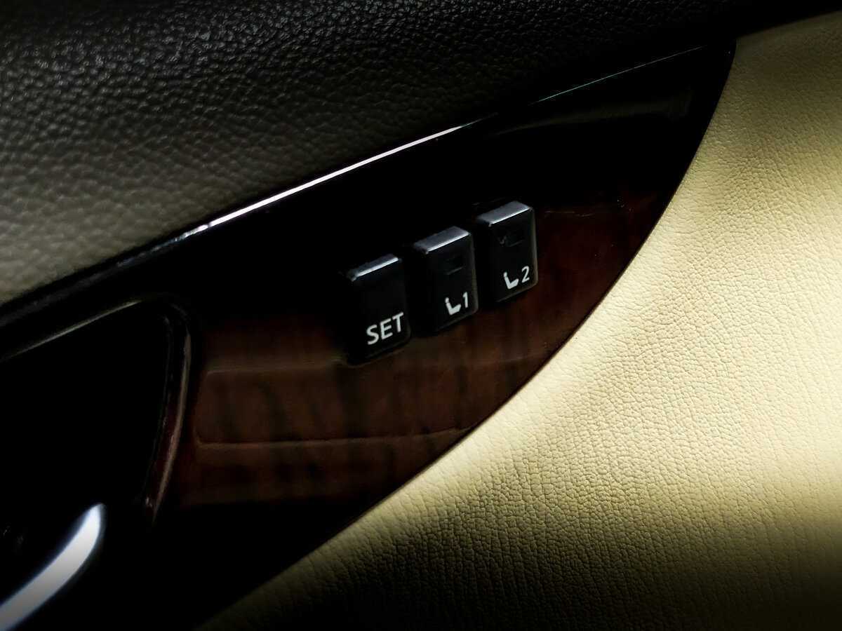 Infiniti QX50 2015 года с пробегом. Фото: #28