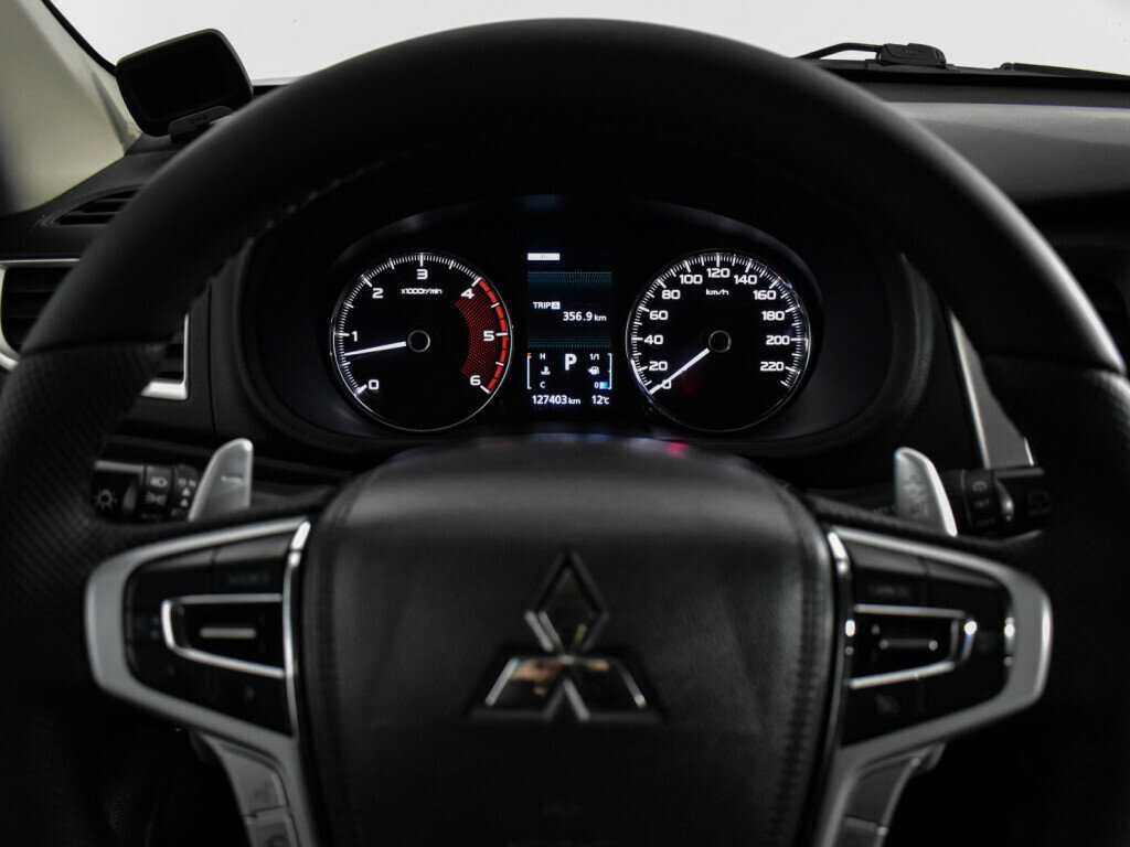 Mitsubishi Pajero Sport 2019 года с пробегом. Фото: #17