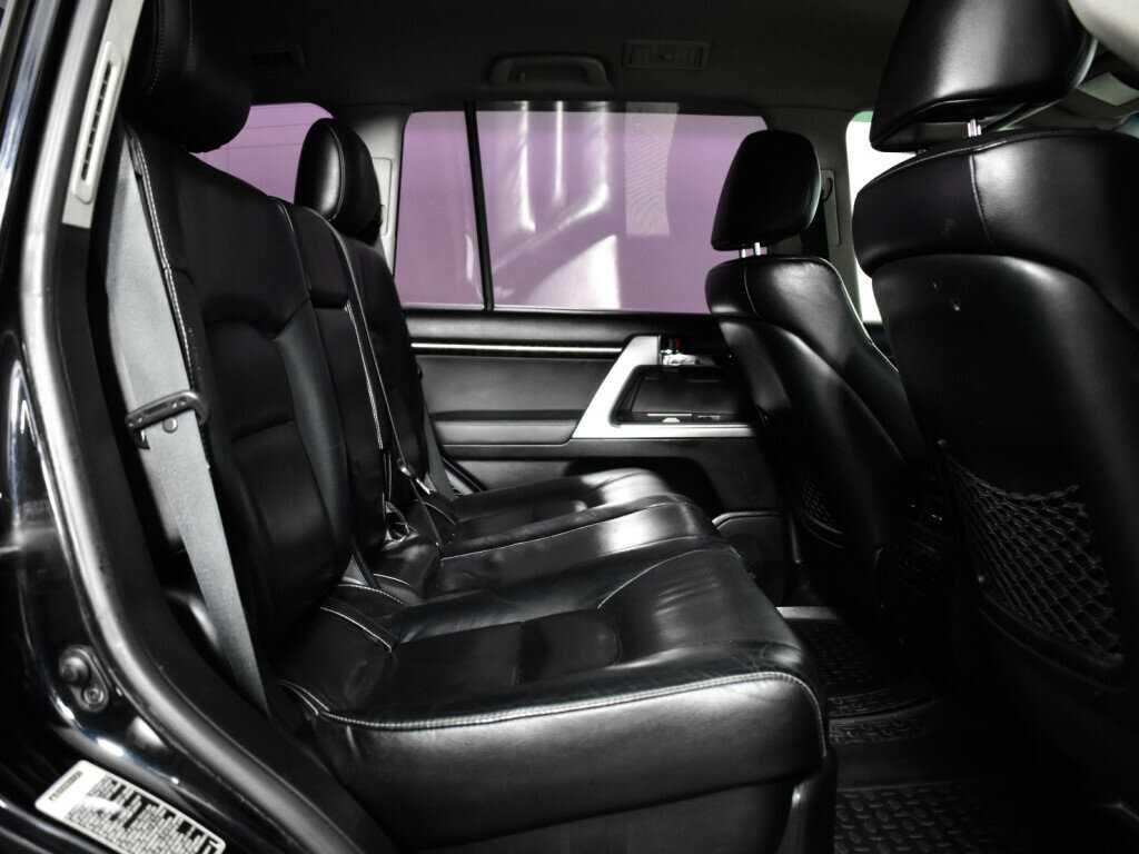 Toyota Land Cruiser 2012 года с пробегом. Фото: #9