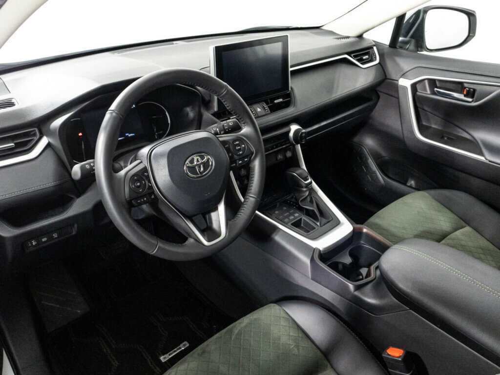 Toyota RAV4 2022 года с пробегом. Фото: #10
