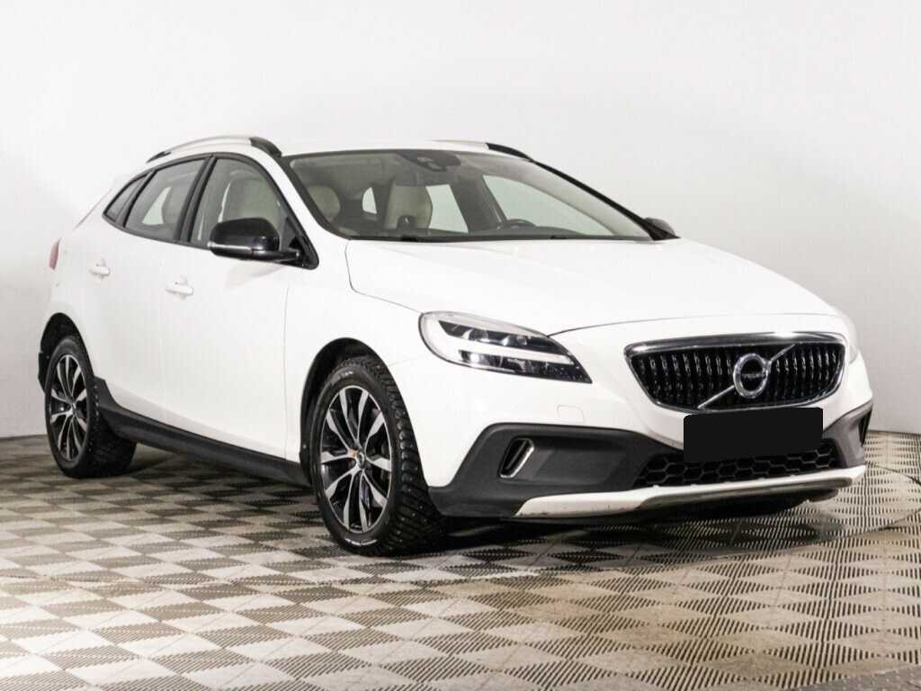 Volvo V40 Cross Country 2019 года с пробегом. Фото: #2