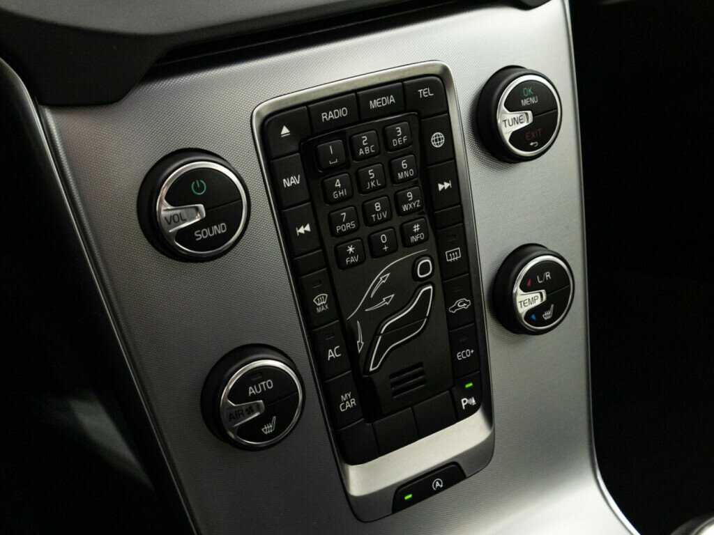 Volvo V40 Cross Country 2019 года с пробегом. Фото: #16