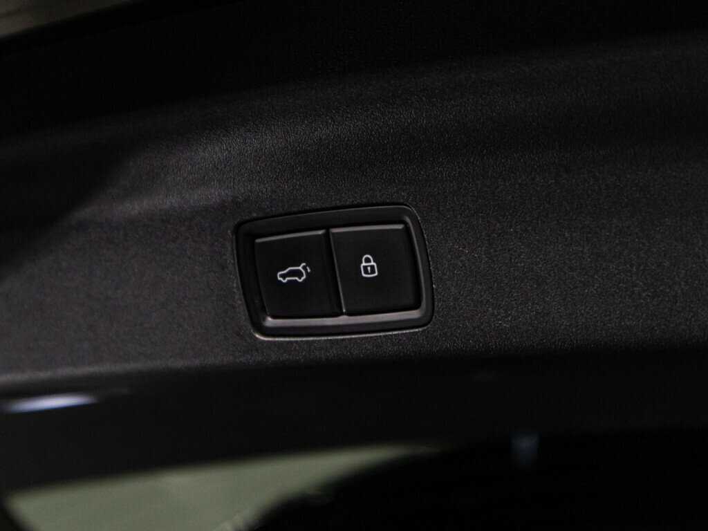 LiXiang L7 2023 года с пробегом. Фото: #13