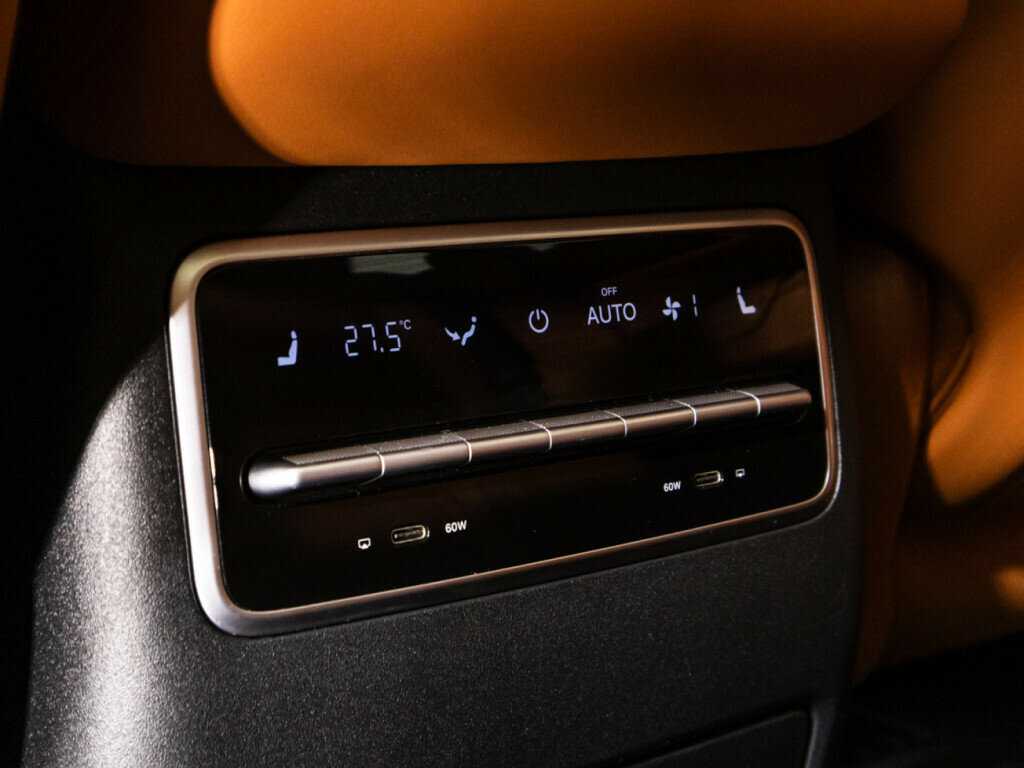 LiXiang L7 2023 года с пробегом. Фото: #19