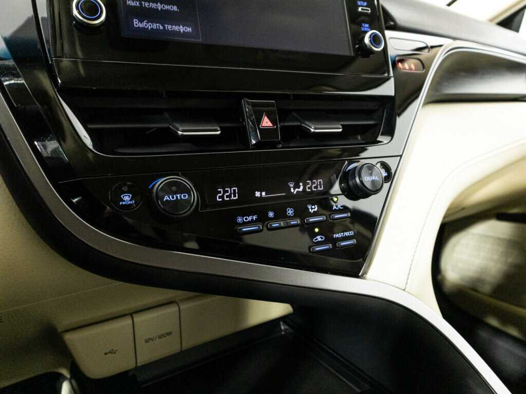 Toyota Camry 2021 года с пробегом. Фото: #16