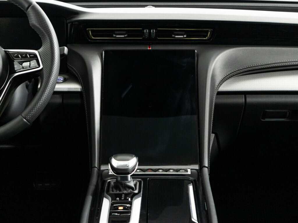 Hongqi H5 2023 года с пробегом. Фото: #13