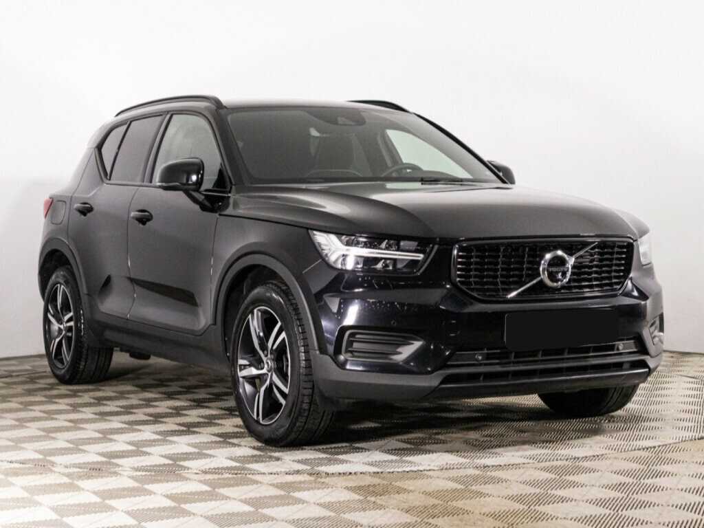 Volvo XC40 2021 года с пробегом. Фото: #2