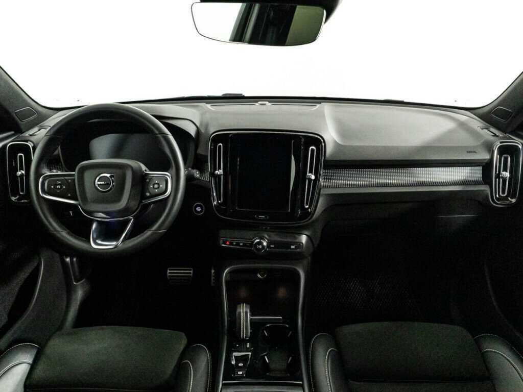 Volvo XC40 2021 года с пробегом. Фото: #12