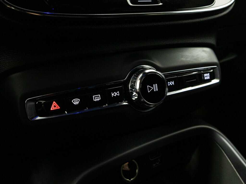 Volvo XC40 2021 года с пробегом. Фото: #20