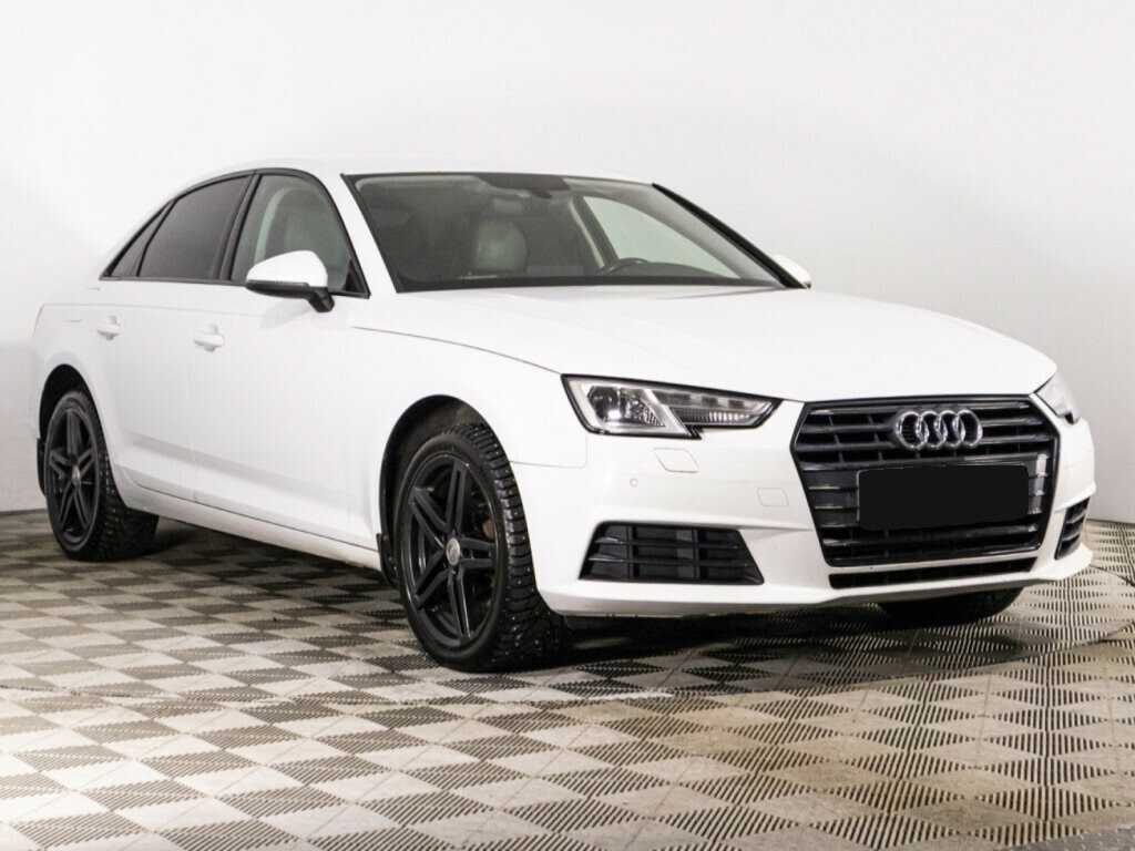 Audi A4 2015 года с пробегом. Фото: #2