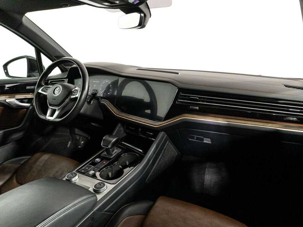 Volkswagen Touareg 2019 года с пробегом. Фото: #8