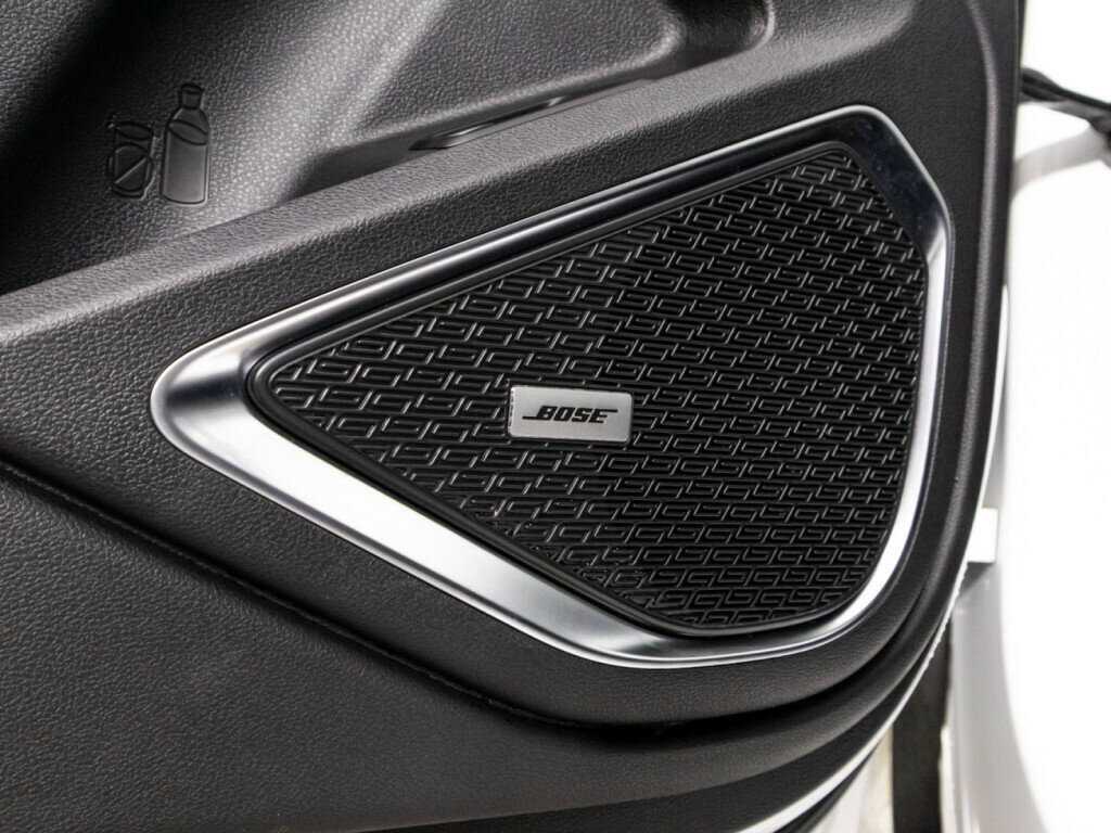 Geely Tugella 2024 года с пробегом. Фото: #23