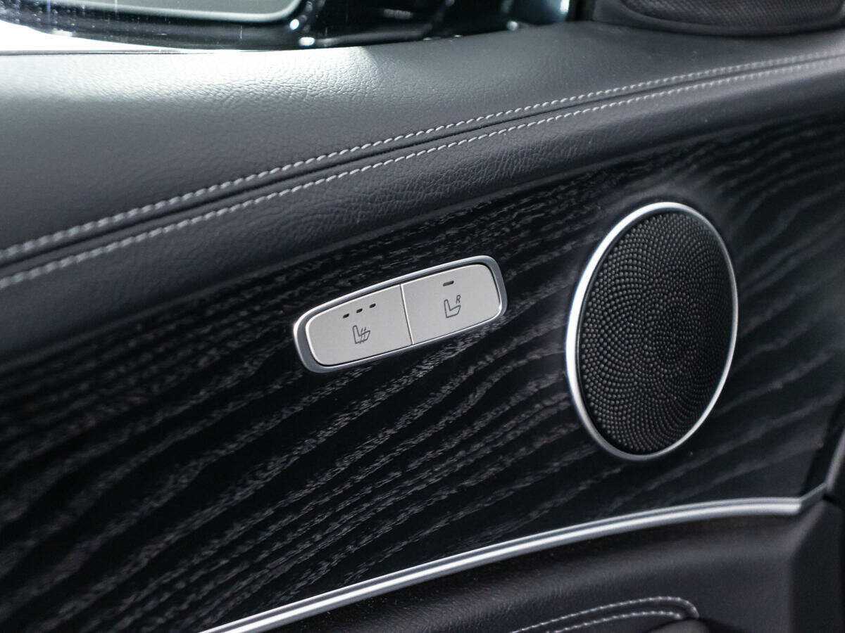 Mercedes-Benz E-Класс 2019 года с пробегом. Фото: #17