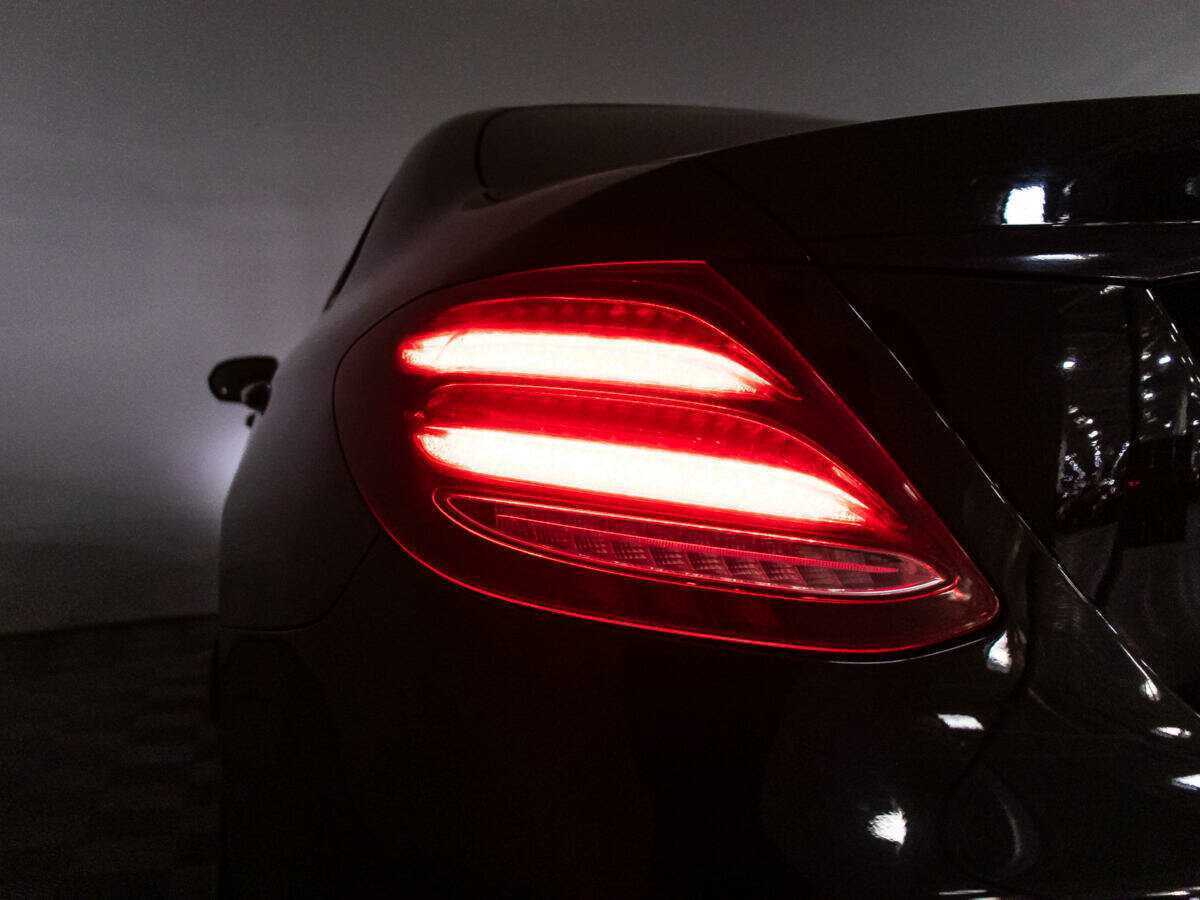 Mercedes-Benz E-Класс 2019 года с пробегом. Фото: #22