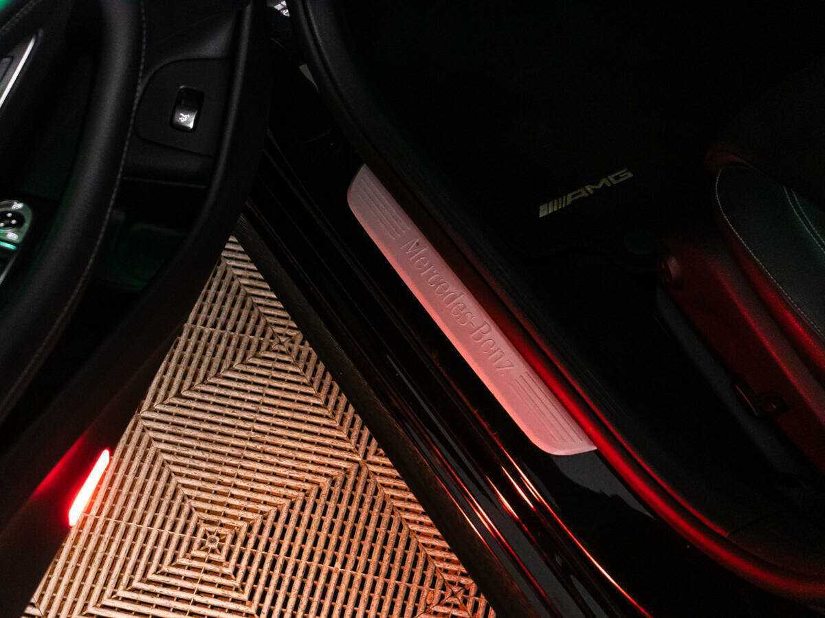 Mercedes-Benz E-Класс 2019 года с пробегом. Фото: #26