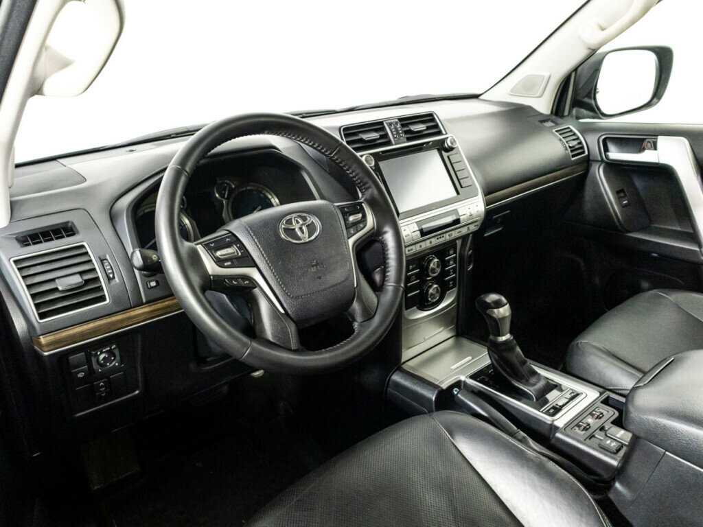 Toyota Land Cruiser Prado 2018 года с пробегом. Фото: #10