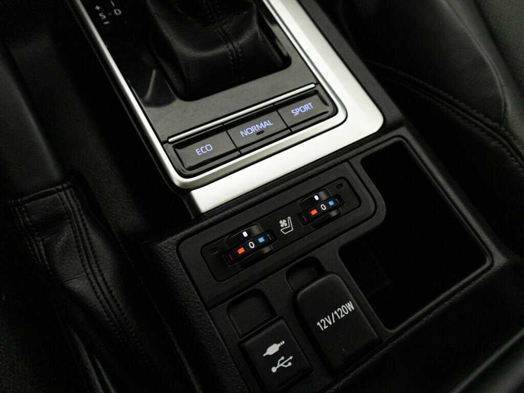 Toyota Land Cruiser Prado 2018 года с пробегом. Фото: #16