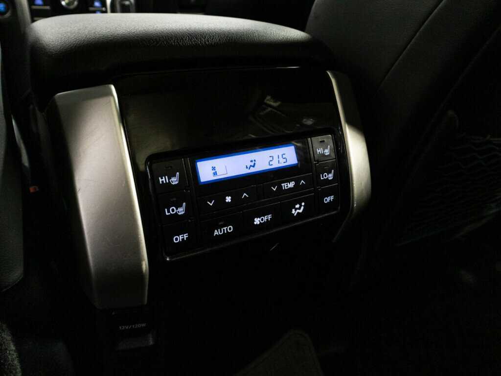 Toyota Land Cruiser Prado 2018 года с пробегом. Фото: #19