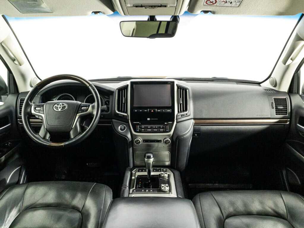 Toyota Land Cruiser 2016 года с пробегом. Фото: #12
