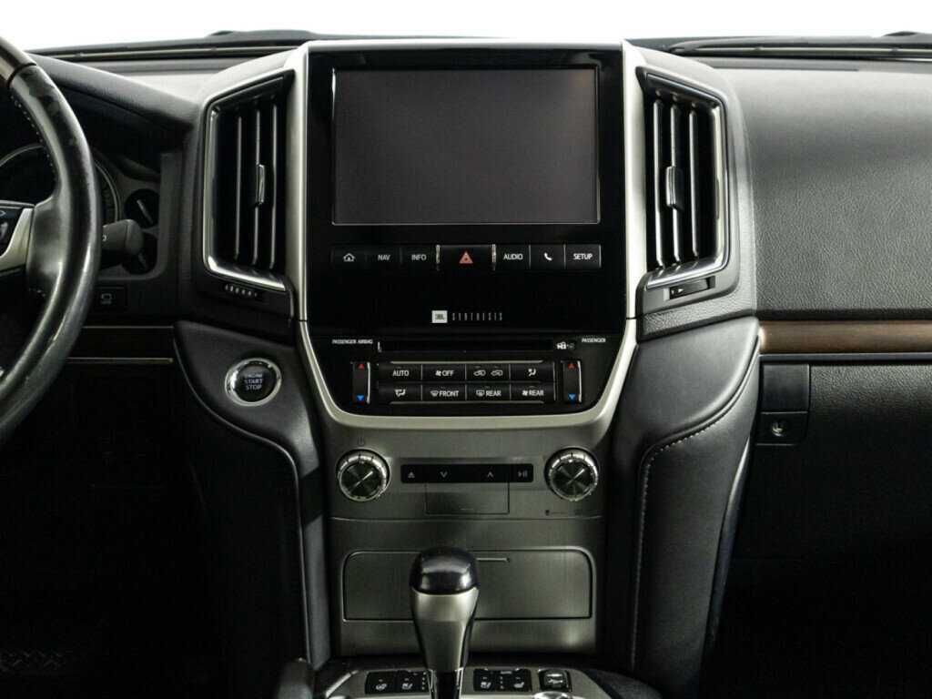 Toyota Land Cruiser 2016 года с пробегом. Фото: #13