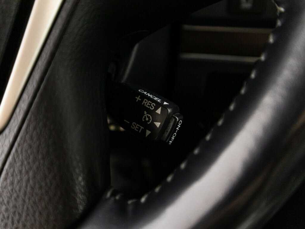 Toyota Land Cruiser 2016 года с пробегом. Фото: #19