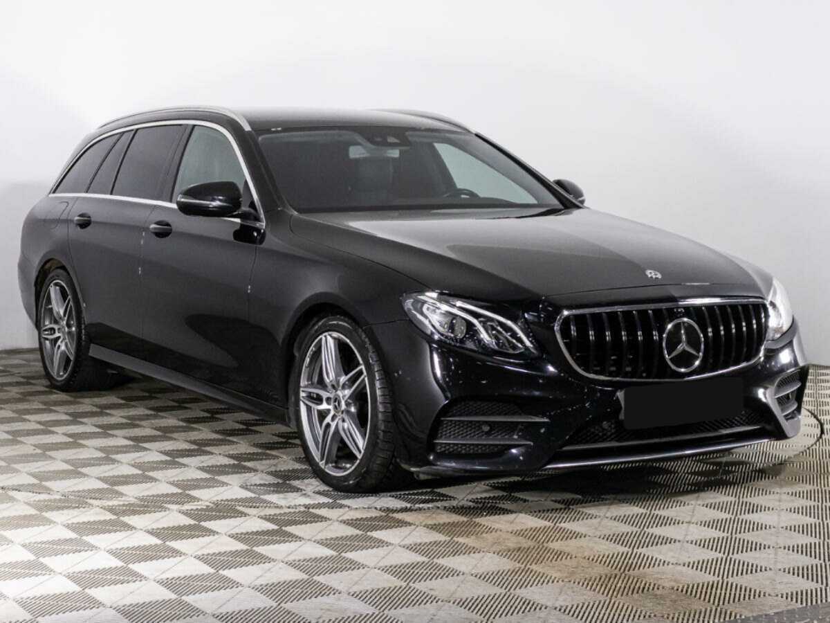 Mercedes-Benz E-Класс 2017 года с пробегом. Фото: #2