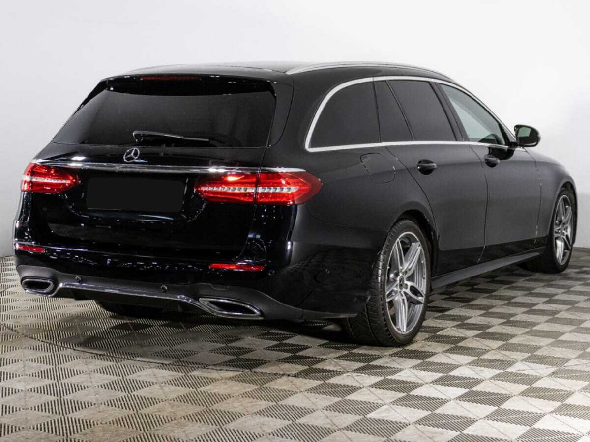 Mercedes-Benz E-Класс 2017 года с пробегом. Фото: #4