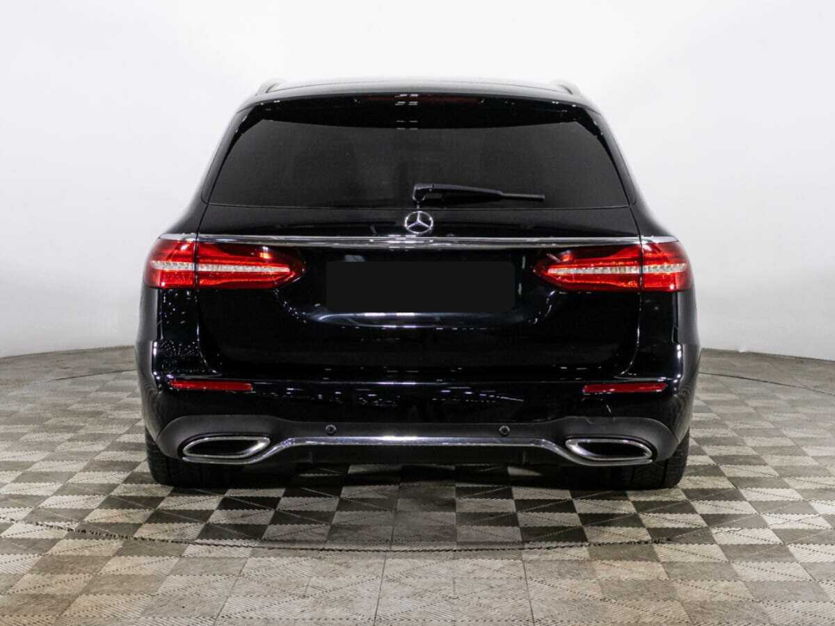 Mercedes-Benz E-Класс 2017 года с пробегом. Фото: #5