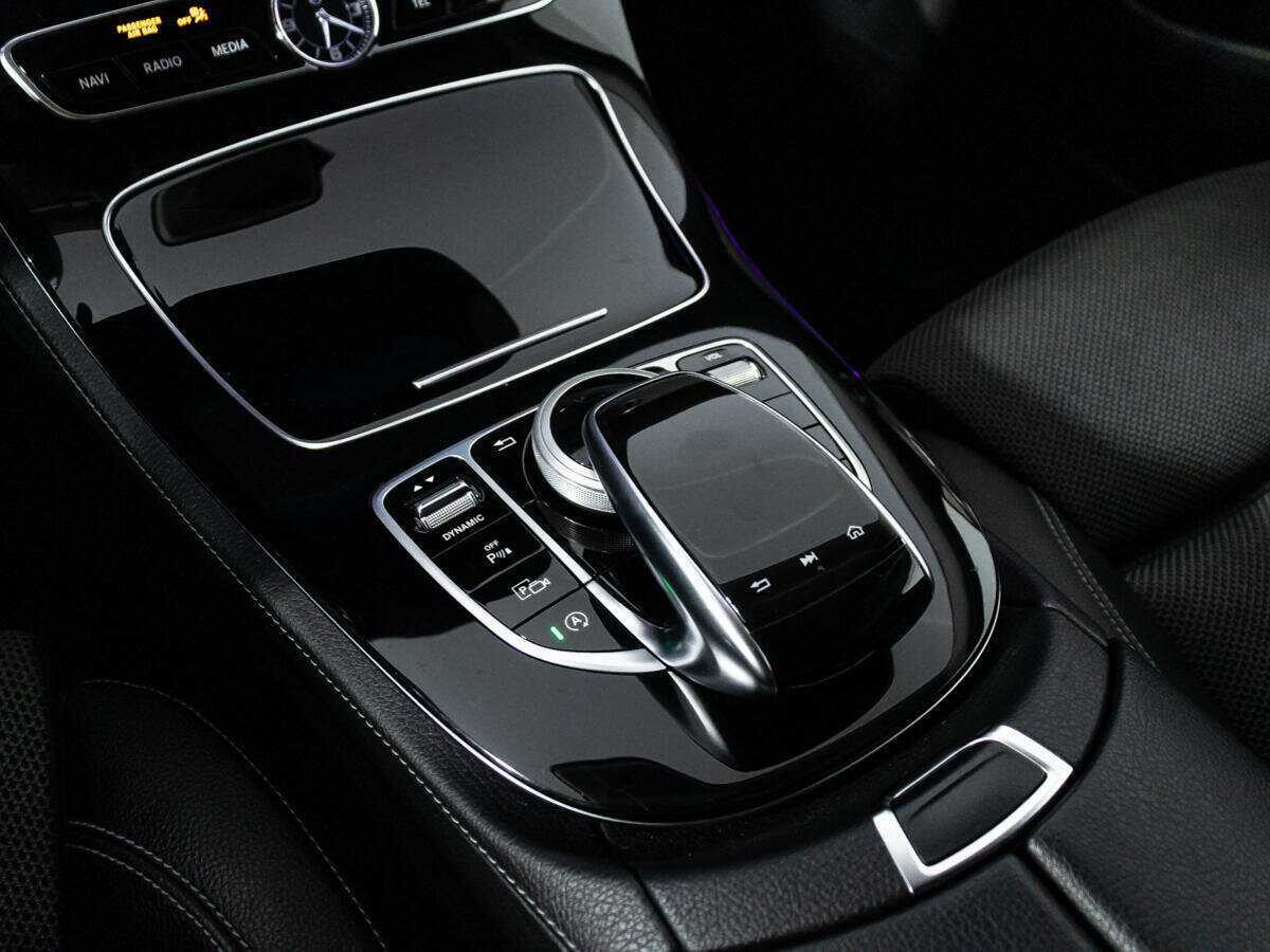 Mercedes-Benz E-Класс 2017 года с пробегом. Фото: #16