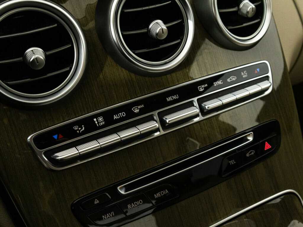 Mercedes-Benz C-Класс 2015 года с пробегом. Фото: #15