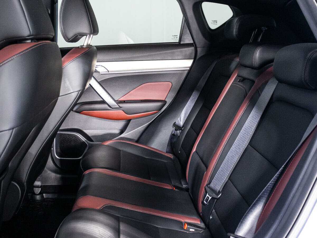 Б/У Джили Кулрэй 2022 года. Фото: #9