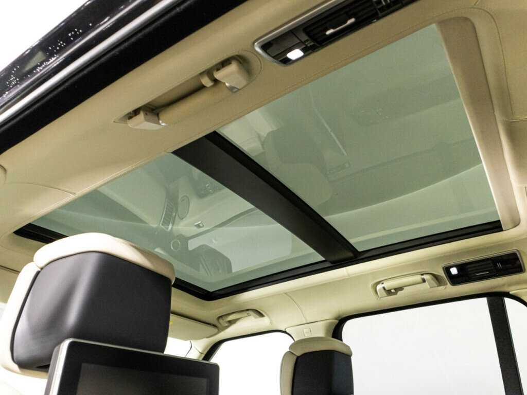 Land Rover Range Rover 2019 года с пробегом. Фото: #23