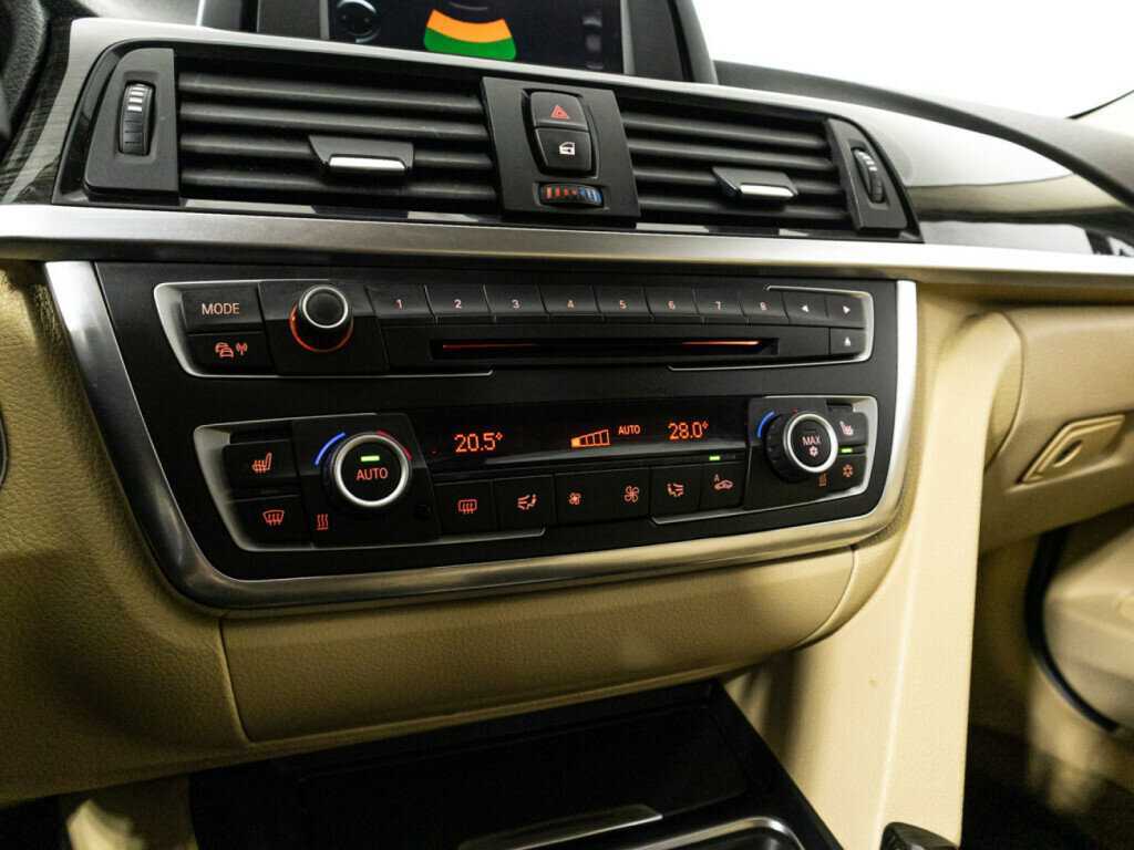 BMW 3 серии 2012 года с пробегом. Фото: #15