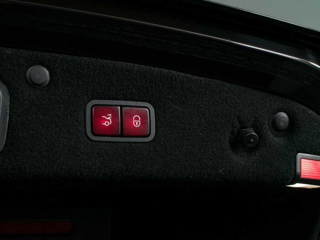 Mercedes-Benz S-Класс AMG 2015 года с пробегом. Фото: #4