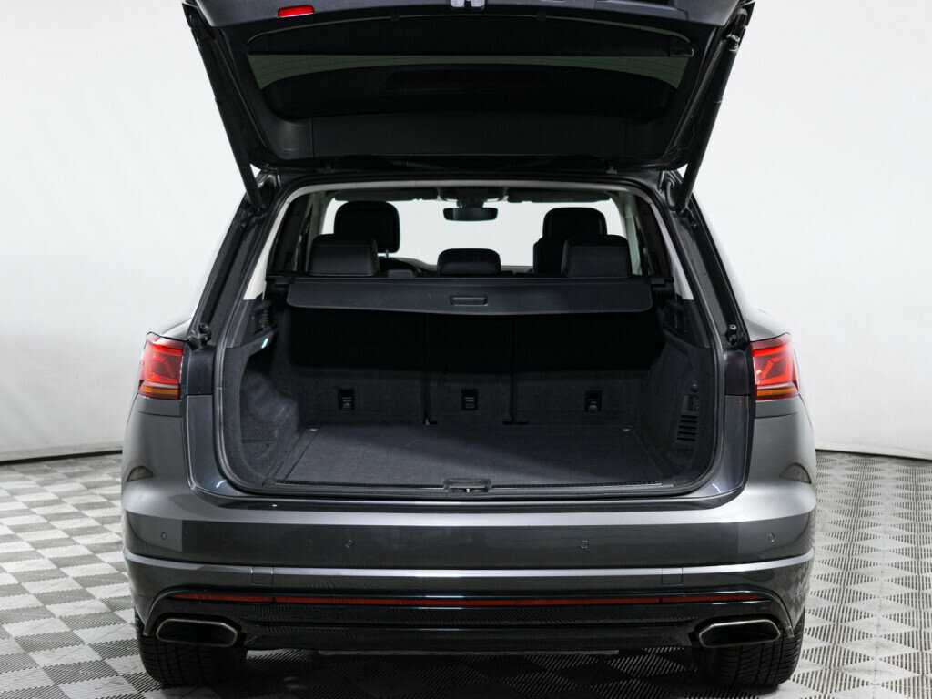 Volkswagen Touareg 2019 года с пробегом. Фото: #8