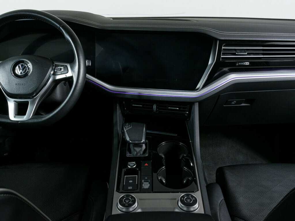 Volkswagen Touareg 2019 года с пробегом. Фото: #12