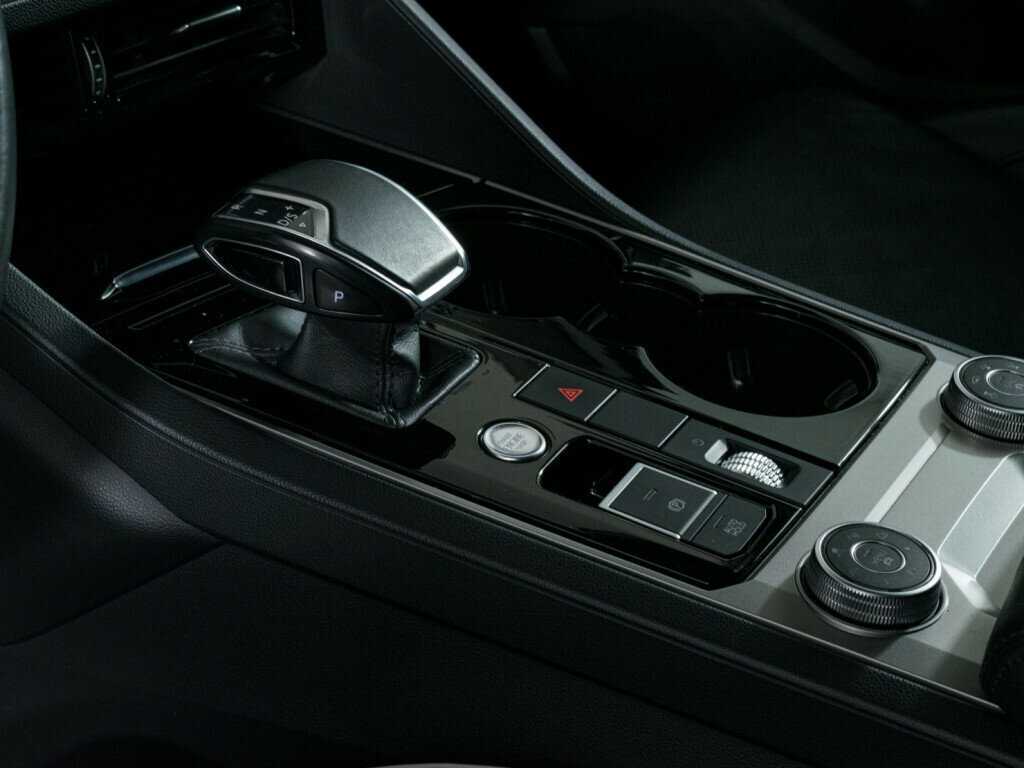 Volkswagen Touareg 2019 года с пробегом. Фото: #17